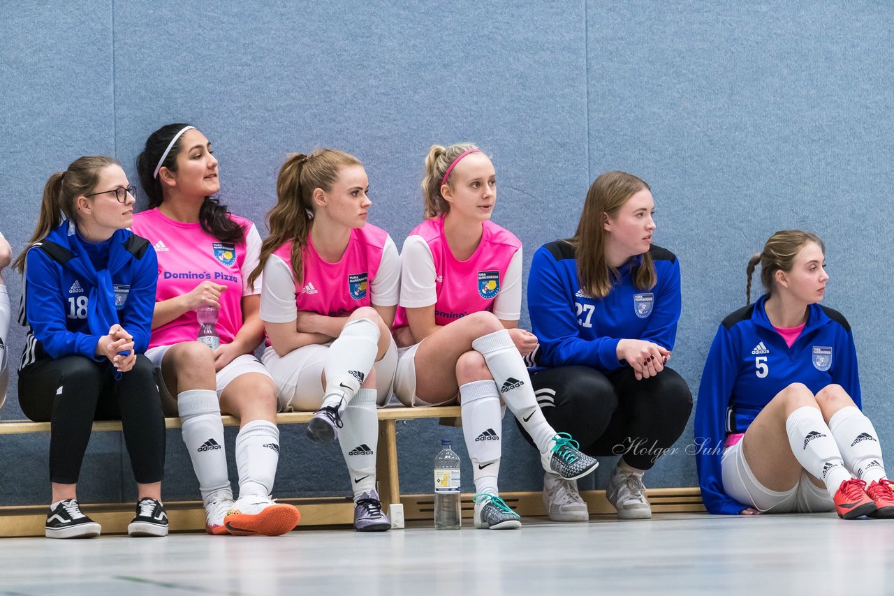 Bild 79 - F Loewinnen Hallen Cup